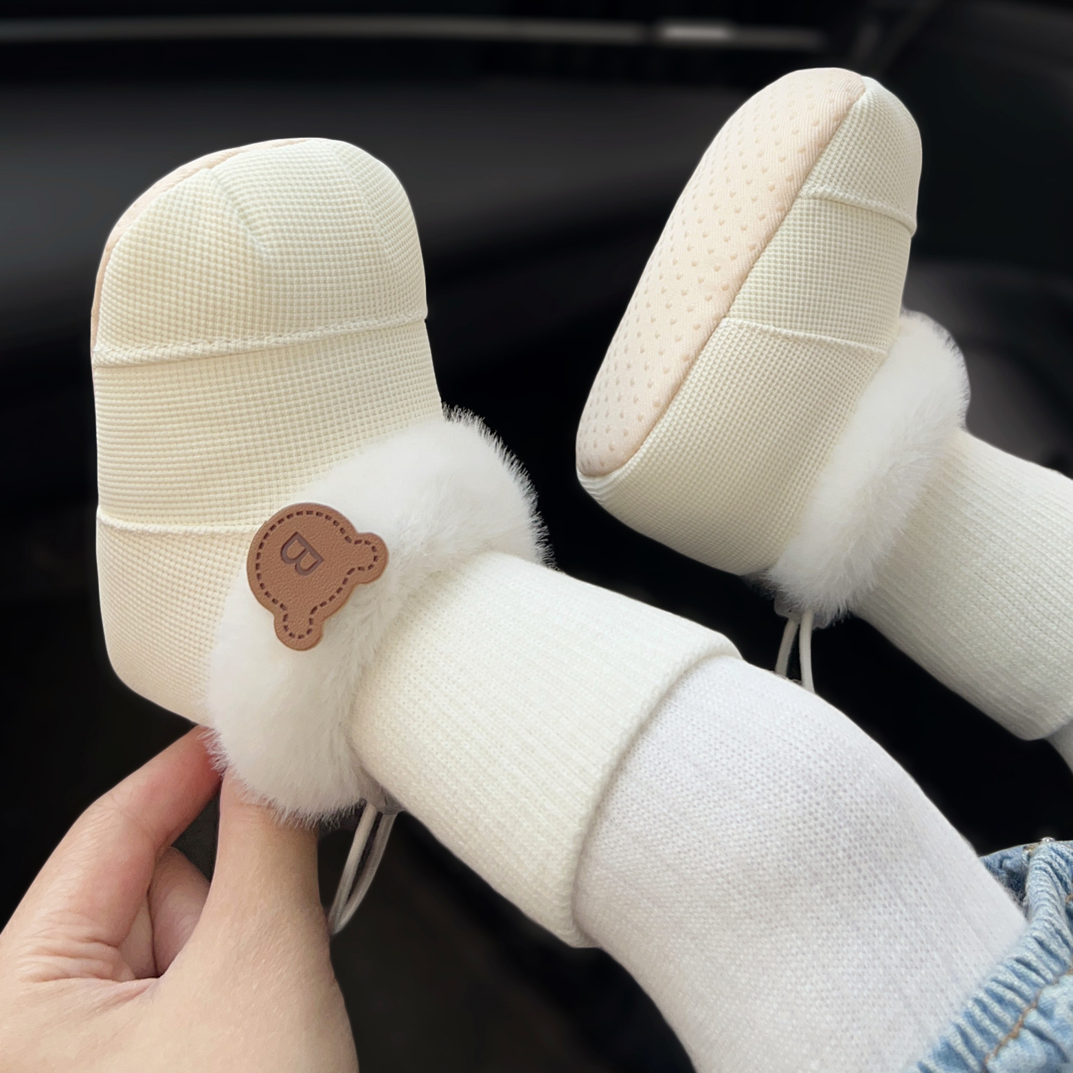 米嘟宝宝软底加绒加厚保暖棉鞋袜