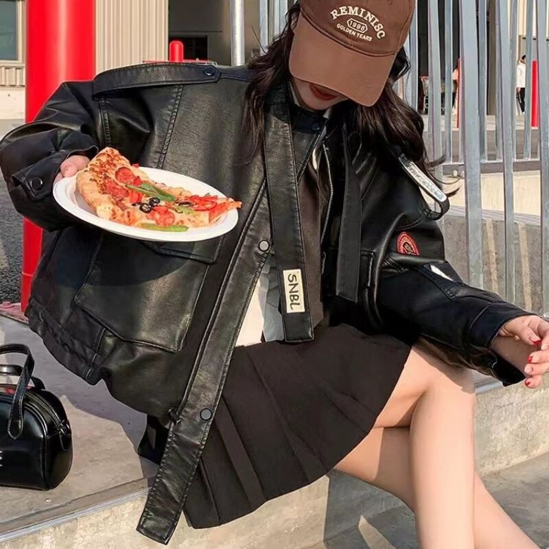 欧美风徽章贴布宽松机车皮衣抽绳收腰短款皮外套女潮2024春秋新款