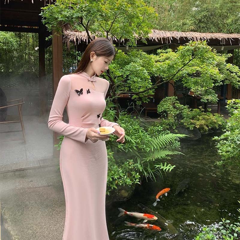 新中式修身旗袍连衣裙女2025秋冬新款气质蝴蝶长袖长裙D4215