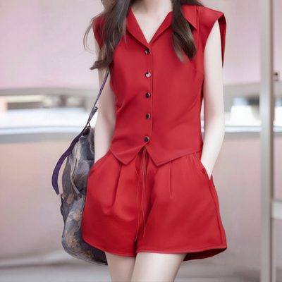 2025夏季新款女装小个子高腰显瘦时尚纯色上衣短裤两件套D1726B