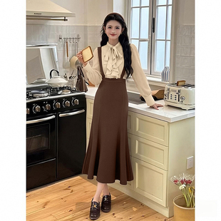 背带连衣裙温柔千金感衬衫 两件套2026春季 新款 法式 D4769 半裙套装