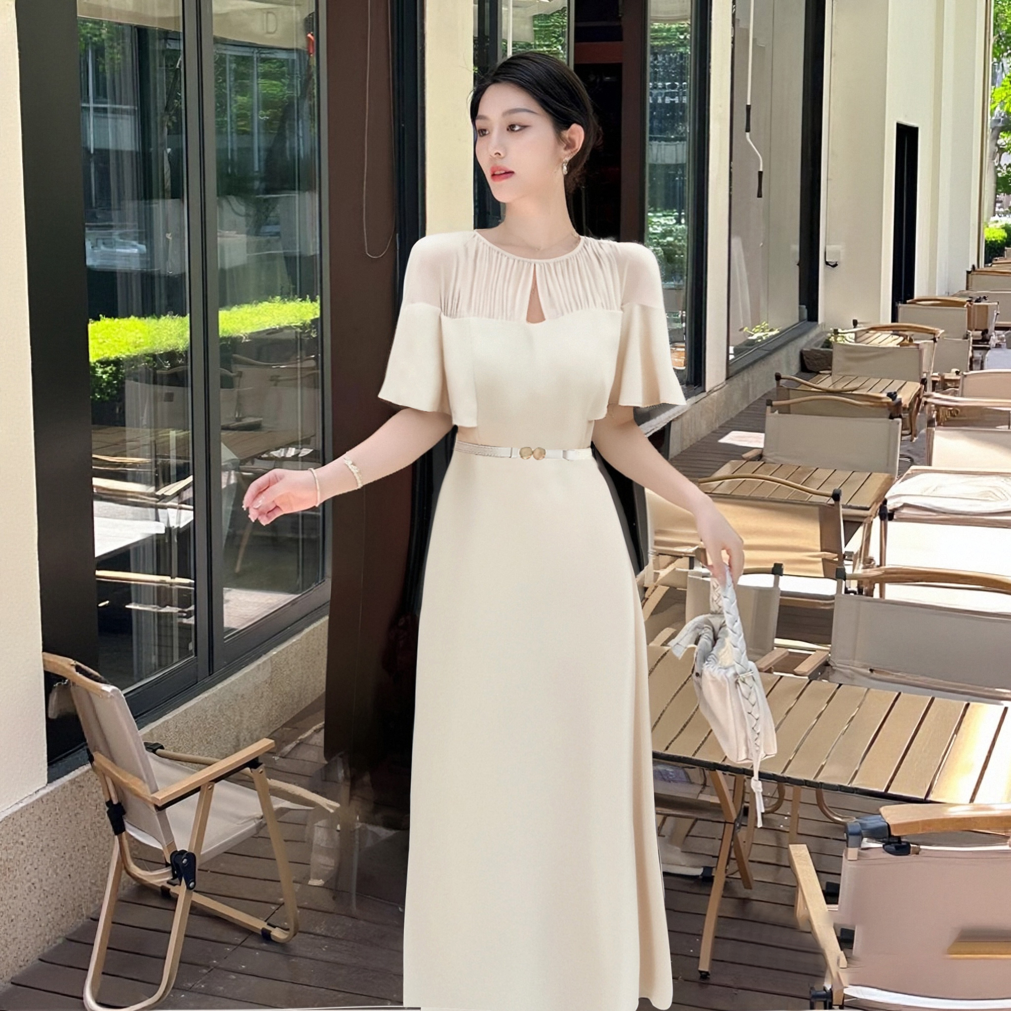 2025夏季新款气质优雅法式复古设计感收腰显瘦连衣裙女D1242A