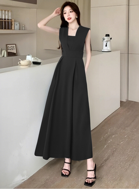 2025初夏新款赫本风气质感穿搭高级感收腰显瘦无袖连体裤女D1704A