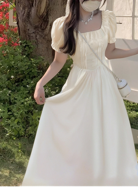 有里布法式复古方领连衣裙夏季温柔风碎花收腰气质裙子D1481A