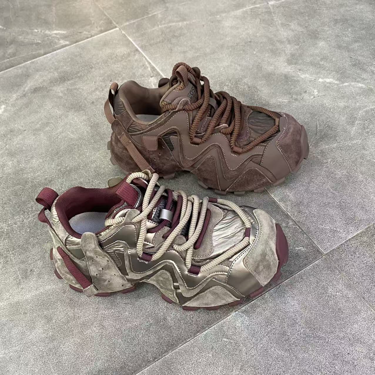 415542561佰诗奴秋季新款2025轻便低跟透气舒适圆头休闲老爹鞋女