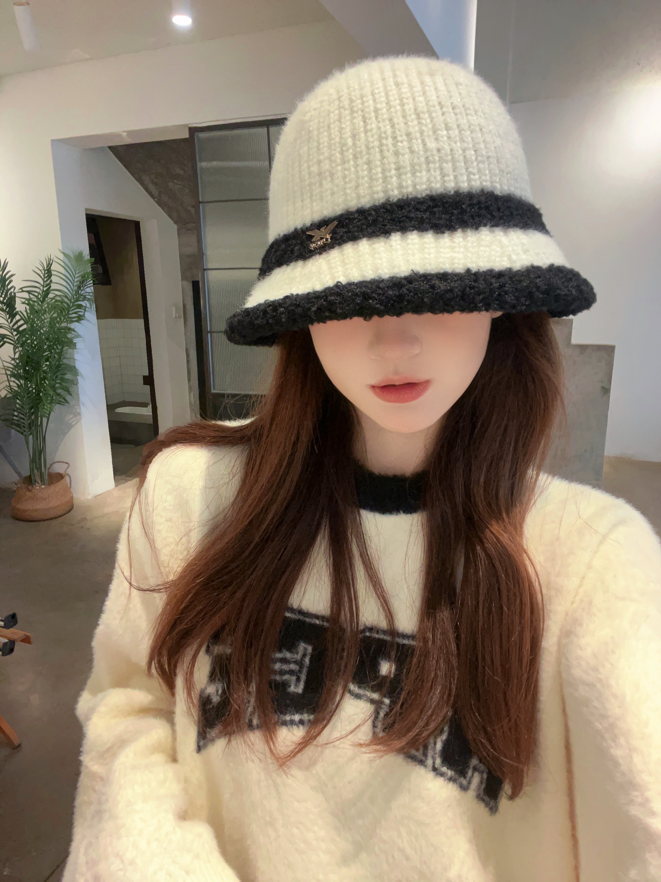 CDLM陈大刘芒 脸小一半针织水桶帽拼色保暖毛线帽毛茸茸可爱帽子