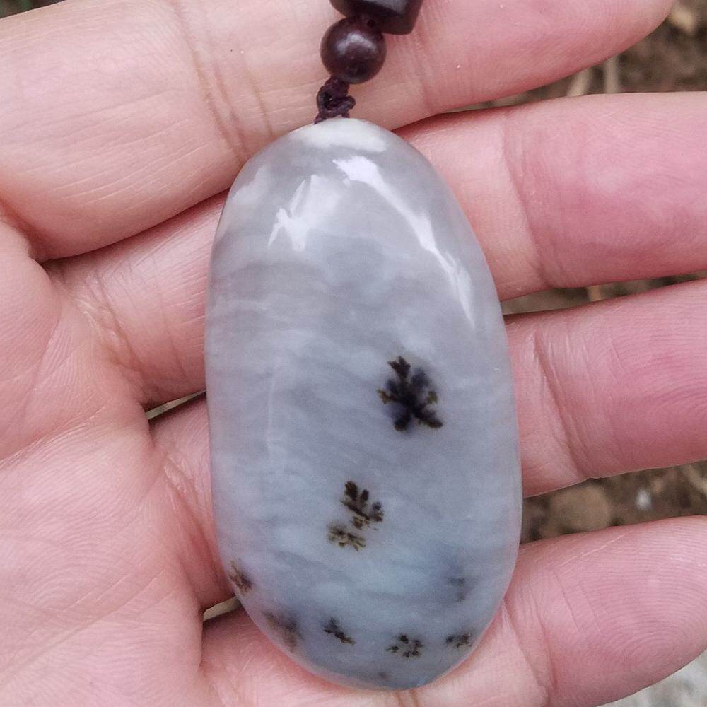 寻顾和田玉玉石吊坠水草