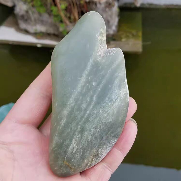 鸭蛋青和田玉原石毛料真皮青花籽料手把件402克123*54*40MM送证书