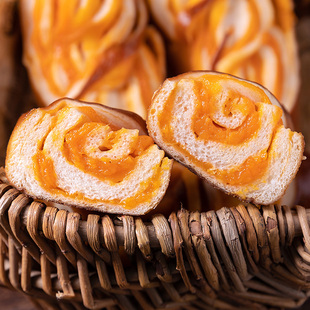 咸蛋黄芝士奶酪味碱水面包卡仕达酱奶酪碱水包芝士咸香零食早餐韧