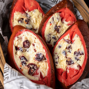 蔓越莓奶酪碱水面包 奶酪碱水蔓越莓酸甜面包下午茶早餐欧包代餐