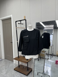 黑色春秋款长袖圆领T恤上衣百搭复古休闲减龄时尚