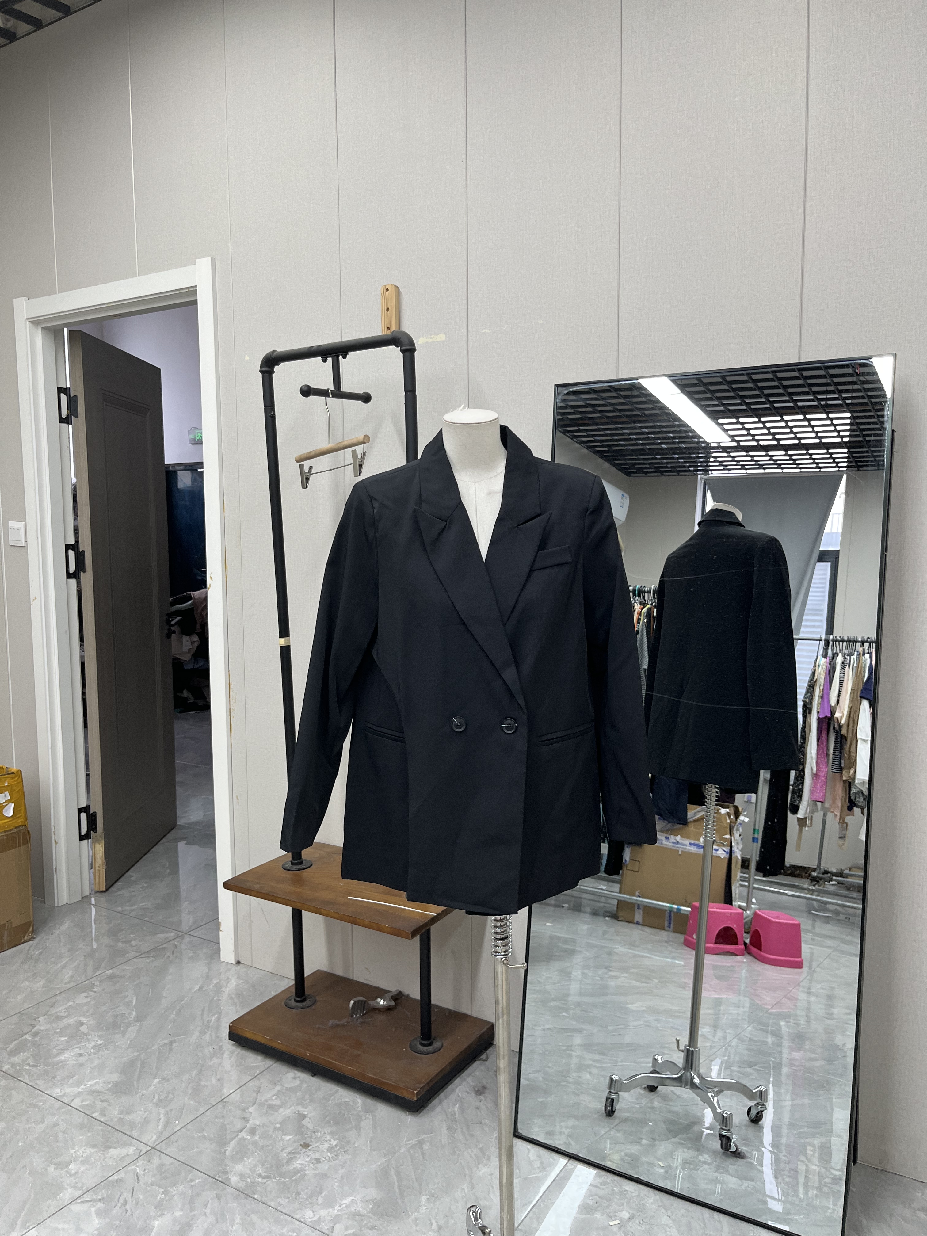 黑色西服外套春秋款女士宽松韩版通勤休闲减龄显瘦高级