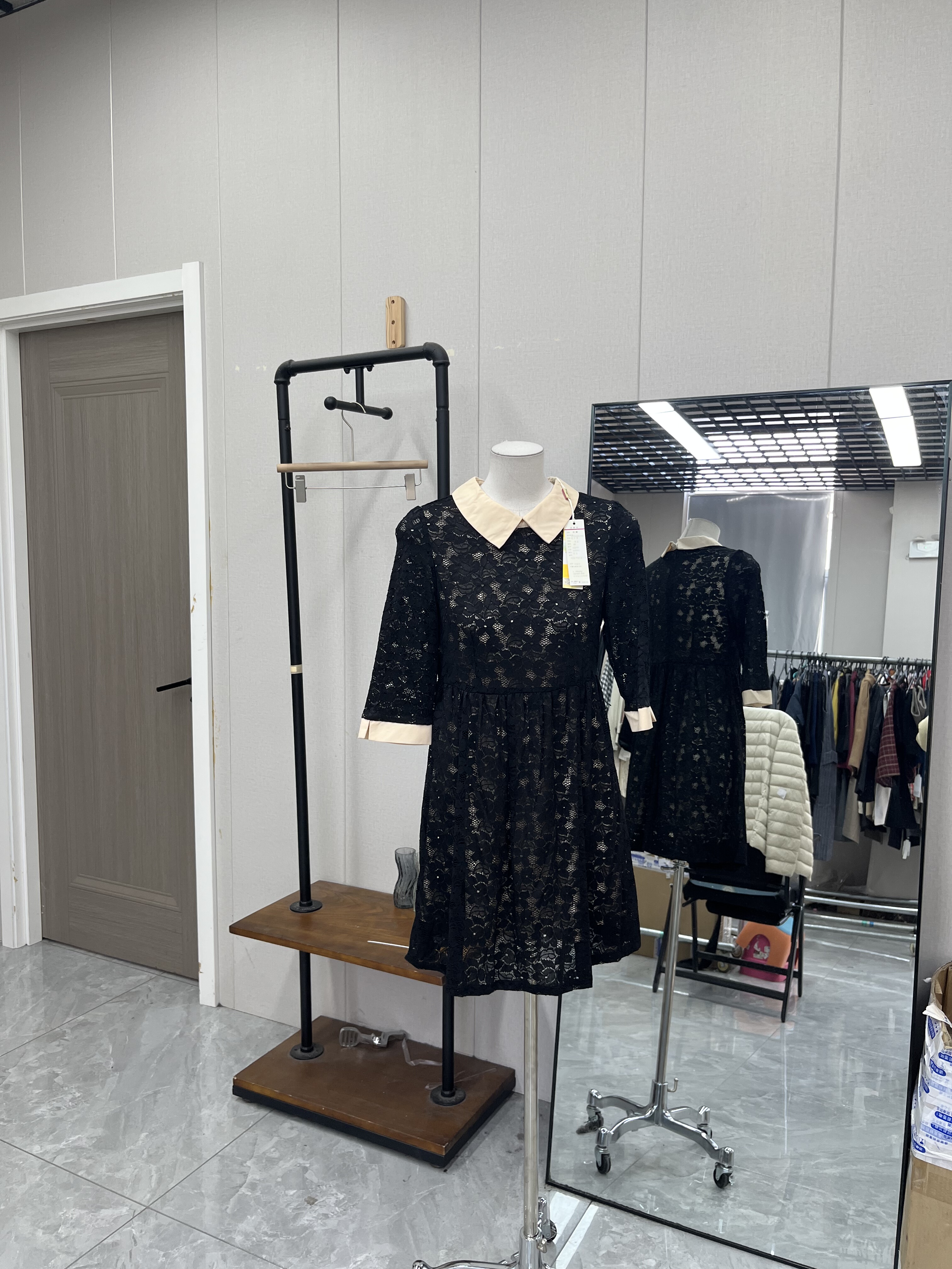 黑色蕾丝娃娃领连衣裙百搭复古春夏性感雪纺拼接