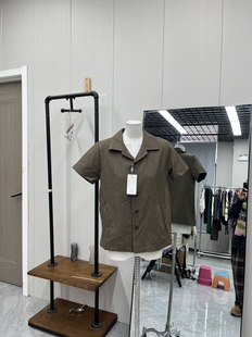 百搭开扣设计休闲减龄宽松女时尚 复古古着高级衬衫 短袖