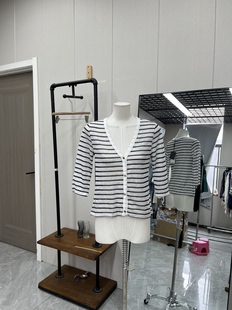 上衣 女春秋宽松休闲薄款 气质显瘦法式 条纹针织开衫