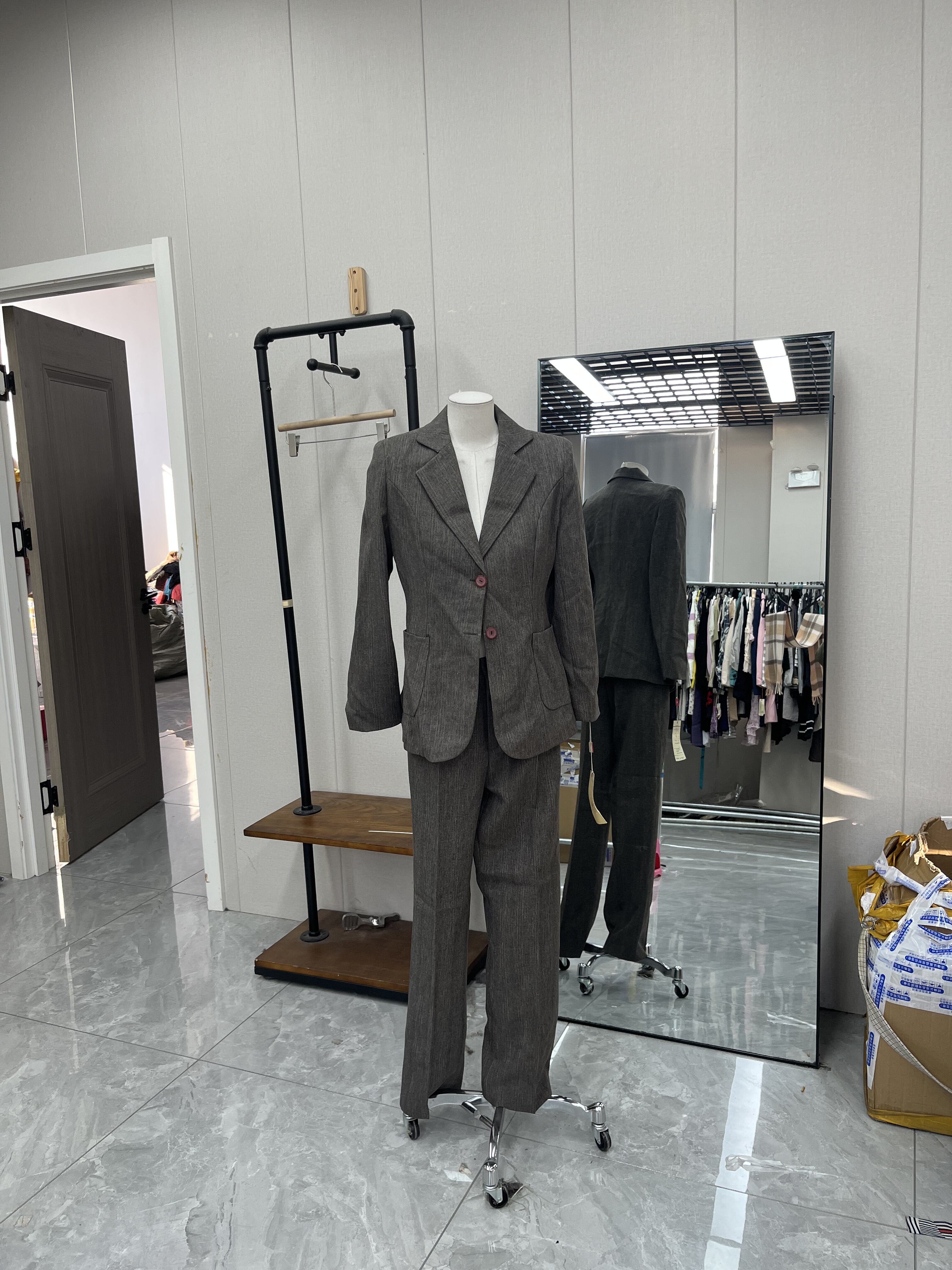 套装两件套西装搭配直筒高腰西装裤气质通勤百搭,女装/女士精品,西装裤/正装裤,淘宝优惠券,粉丝福利购,淘宝优惠卷