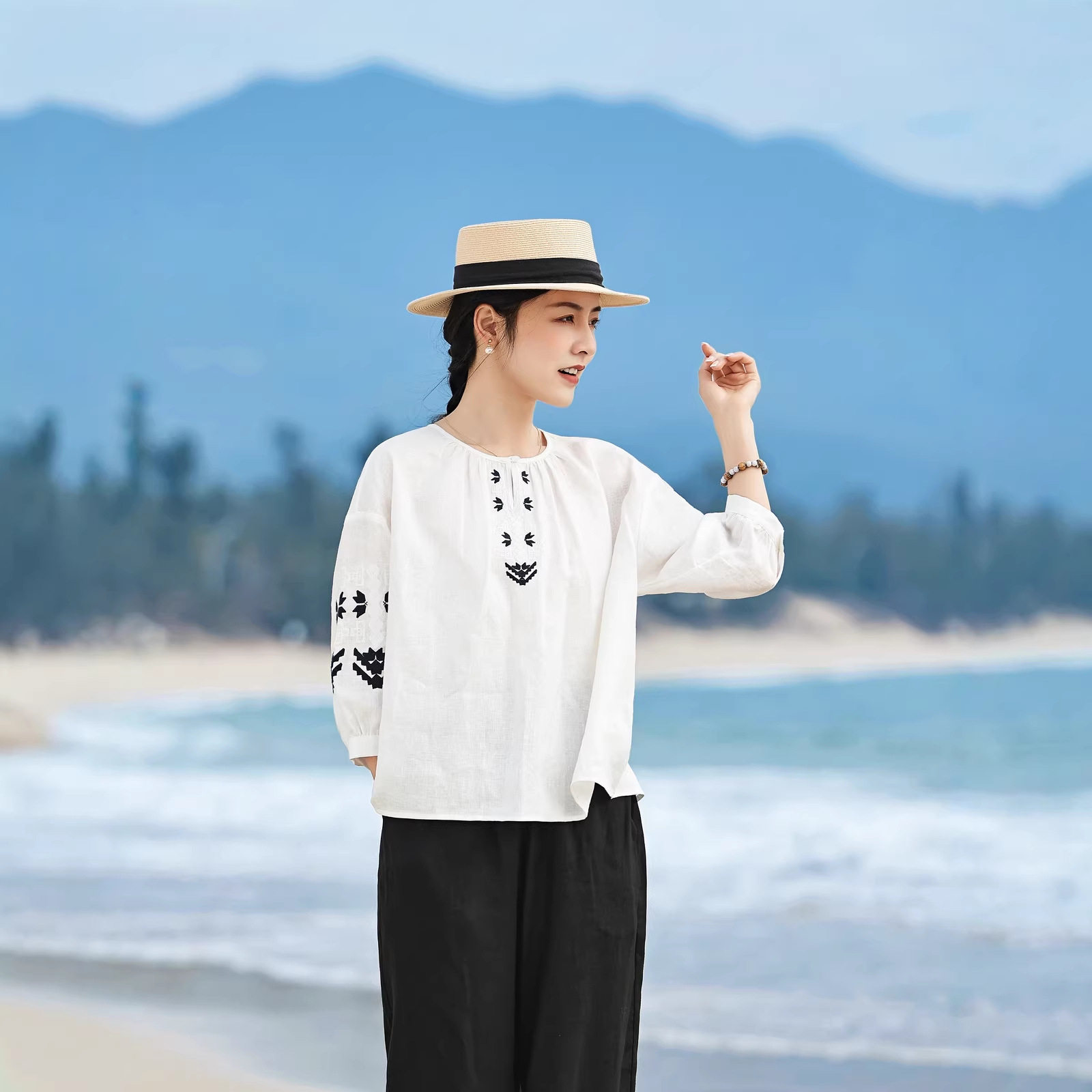 2026春夏新款 自然极简圆领 宽松亚麻衬衫女文艺衬衣上衣七分袖