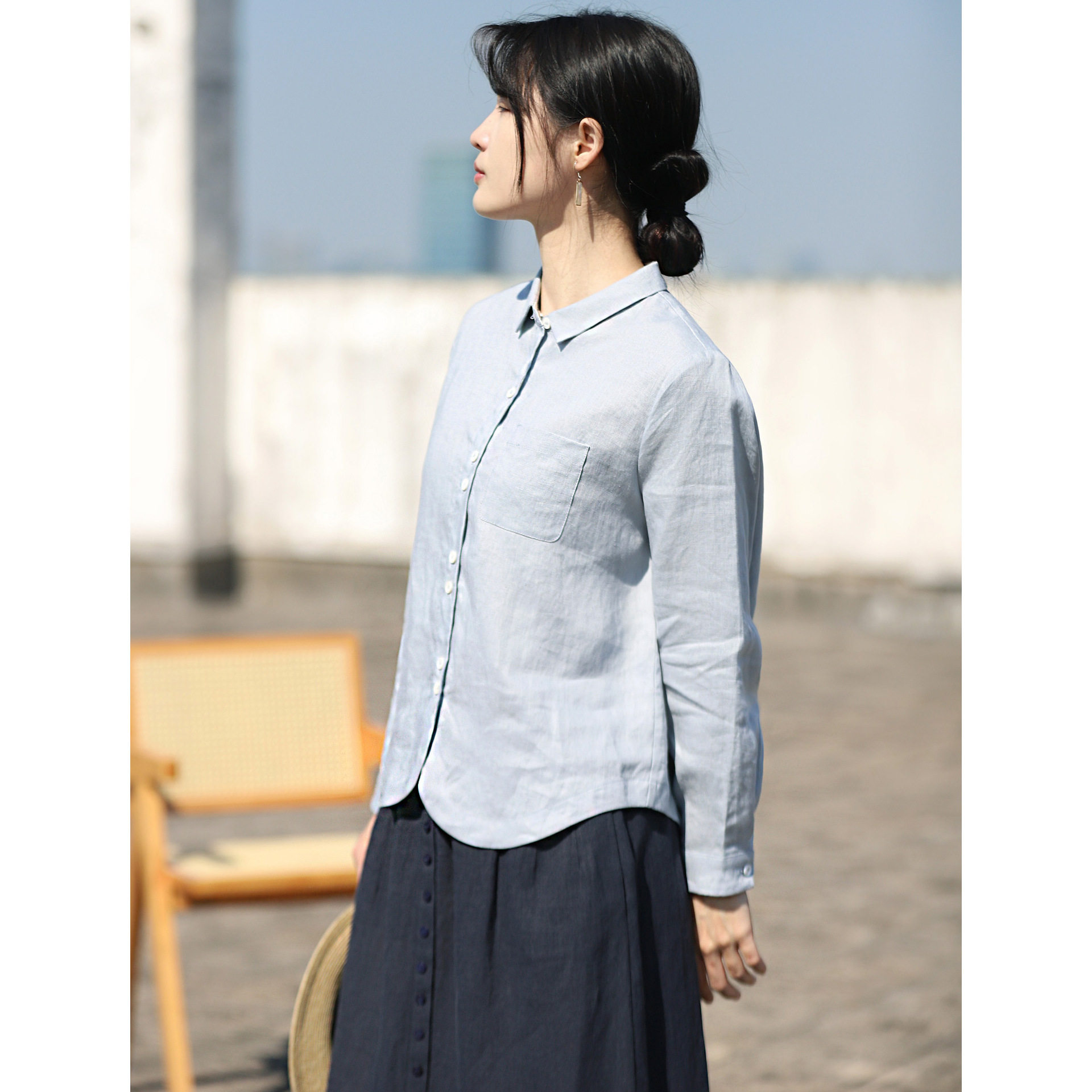 亚麻纯色翻领贴袋春季新款文艺范设计感长袖显瘦女式气质休闲衬衫