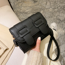 Fairy bag 2021 new Korean versatile messenger bag autumn winter wide shoulder strap new one shoulder chain bag