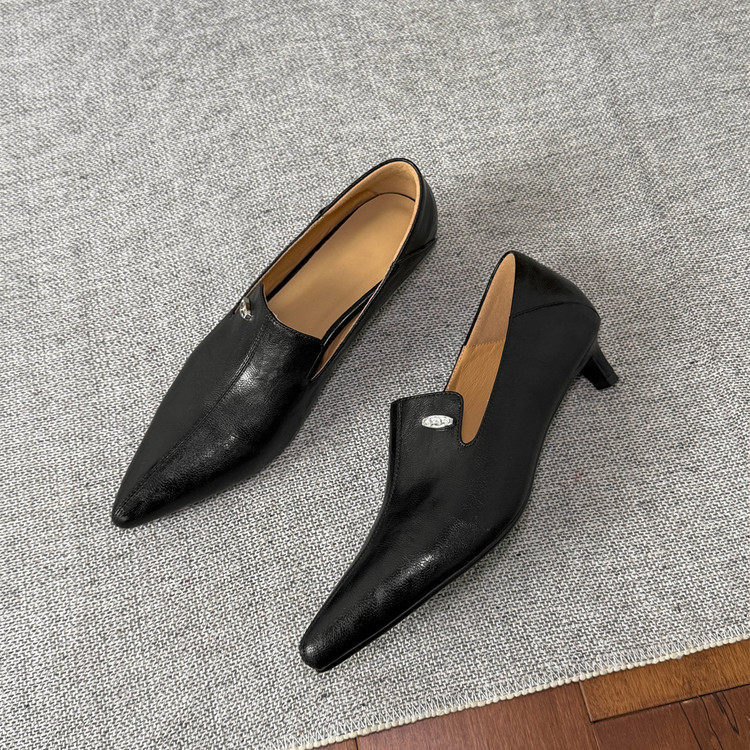 法式复古深口单鞋女尖头细跟中跟真皮通勤百搭工作鞋小跟适百搭,女鞋,深口单鞋,淘宝优惠券,粉丝福利购,淘宝优惠卷