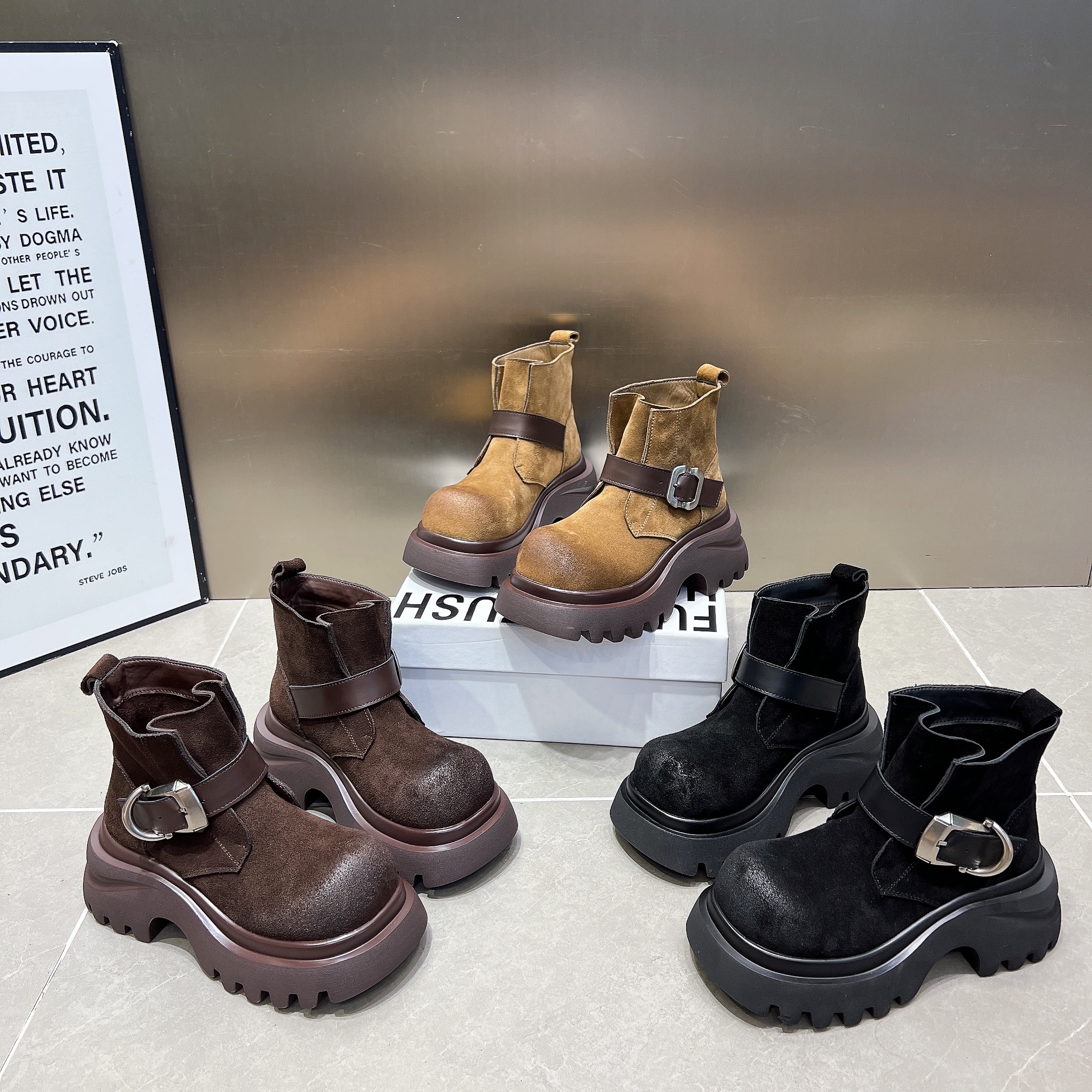 欧货2025新款磨砂皮厚底松糕马丁靴大头皮带扣套筒短靴机车靴女鞋