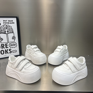 单鞋 6cm厚底松糕做旧小白鞋 时尚 镂空打眼透气休闲鞋 女 女2026新款