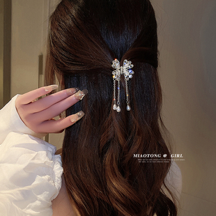 珍珠流苏发夹后脑勺夹子2023年新款 鲨鱼夹网红蝴蝶抓夹头饰 女夏季