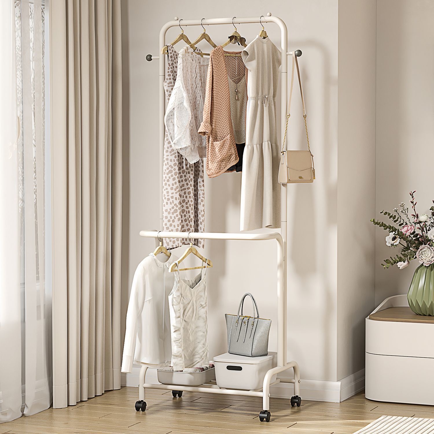 奶油风落地式挂衣架可移动带轮家用衣帽架卧室收纳置物衣服挂架