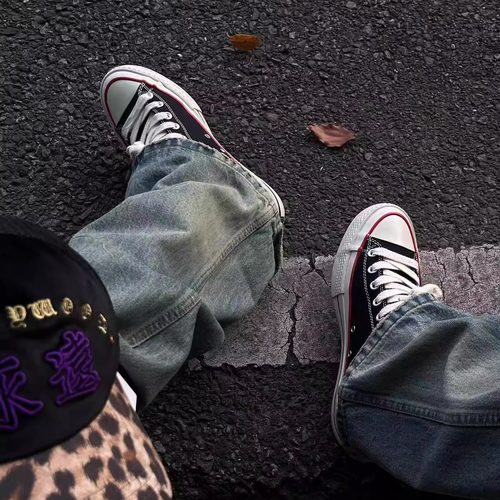 2Messages「夜访吸血鬼」低帮硫化休闲运动厚底增高帆布鞋