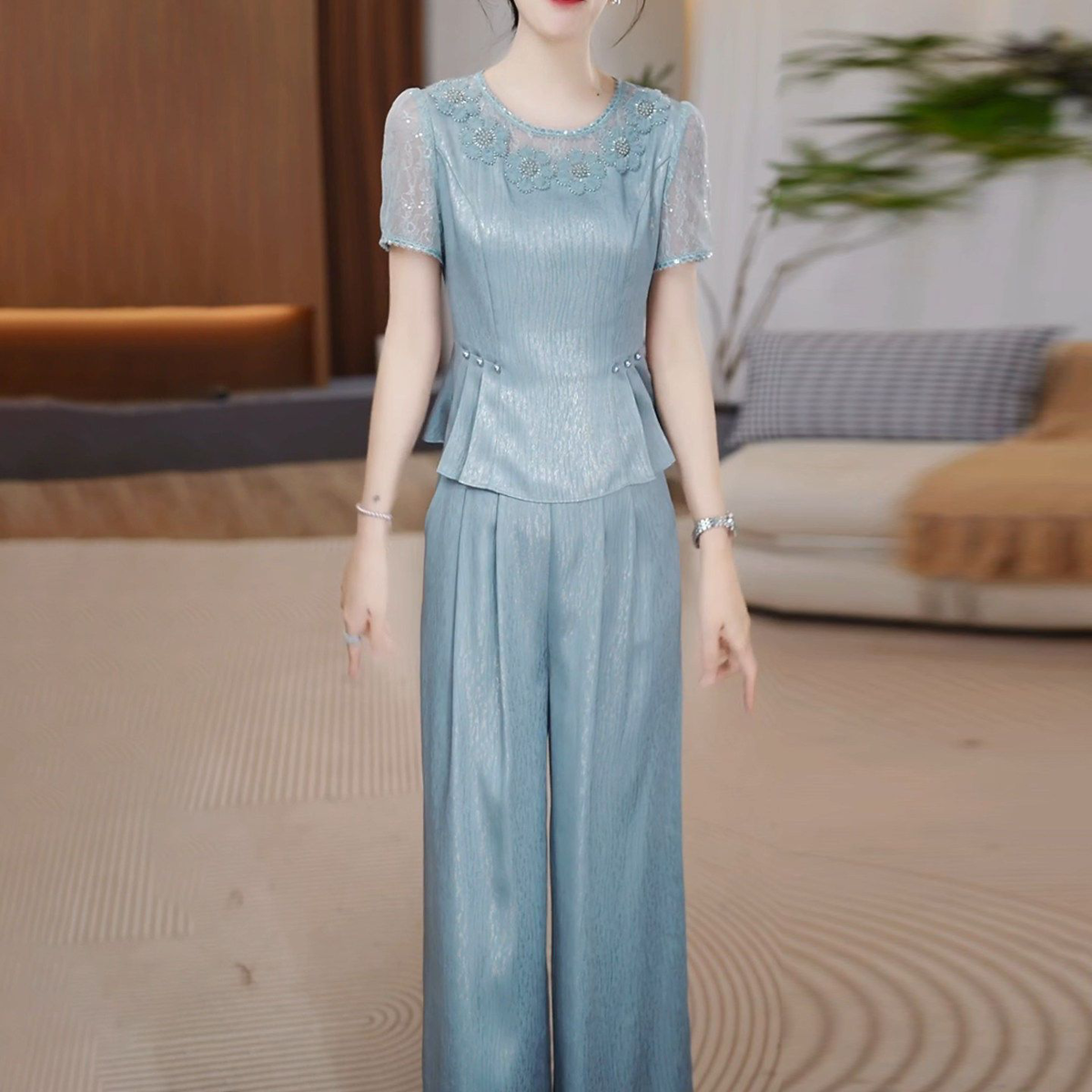 2026夏季新款上衣+裤套装子洋气减龄绣花钉珠修身显瘦两件套M-4XL