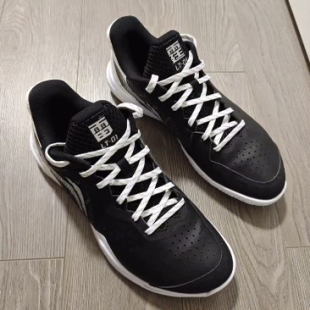 LiNing李宁 雷霆  减震耐磨 低帮 羽毛球鞋 男款 黑白