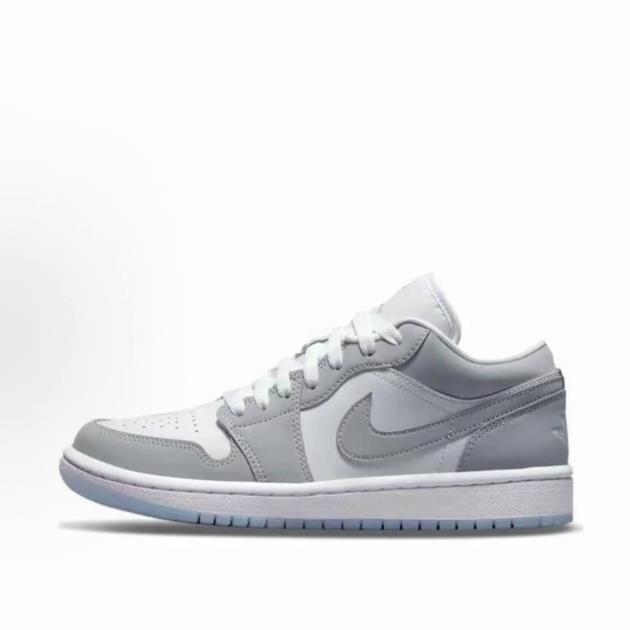 Jordan Air Jordan 1 潮流休闲  低帮 复古篮球鞋 女款