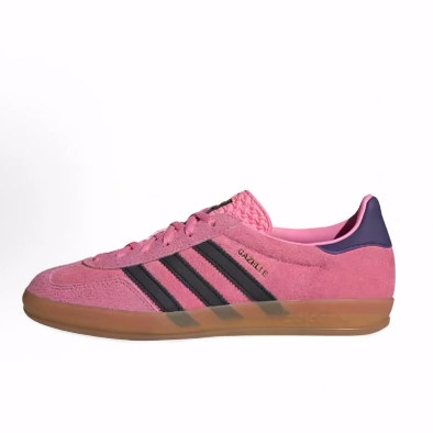 adidas originals GAZELLE 绒面革 防滑低帮 板鞋 女款 粉黑