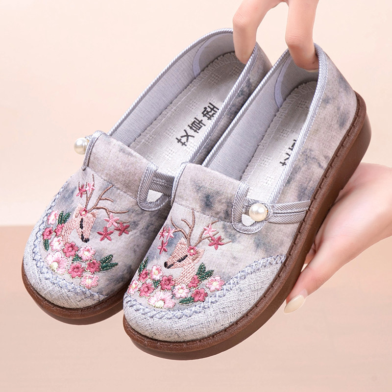 老北京布鞋女新款汉服绣花鞋图片