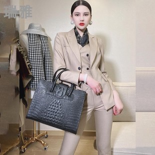 高端小西装套装女职业装气质小个子长袖西服三件套马甲新款秋冬款