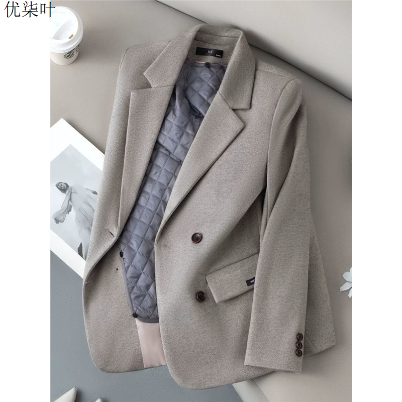 休闲夹棉西装外套女毛呢加厚冬季2025新款秋冬高级感灰色西服上衣