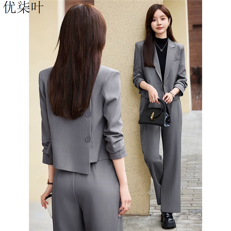 灰色短款西装外套女2025新款春秋小个子高级感休闲职业小西服套装