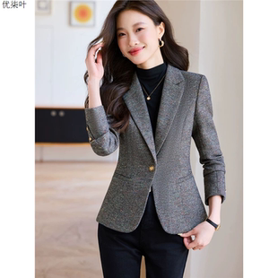 2025新款春秋毛呢灰色小西装外套女短款小个子修身高级感西服上衣