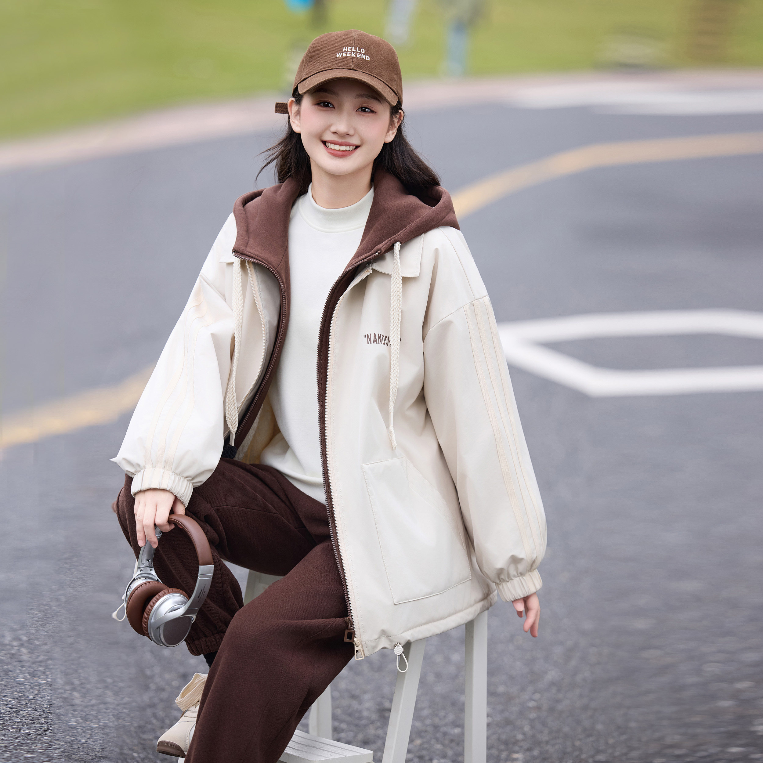 中学生2025新款加绒外套少女棉衣黑色套装小个子加厚保暖棉服冬季