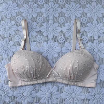 可调节肩带无钢圈薄棉杯文胸内衣