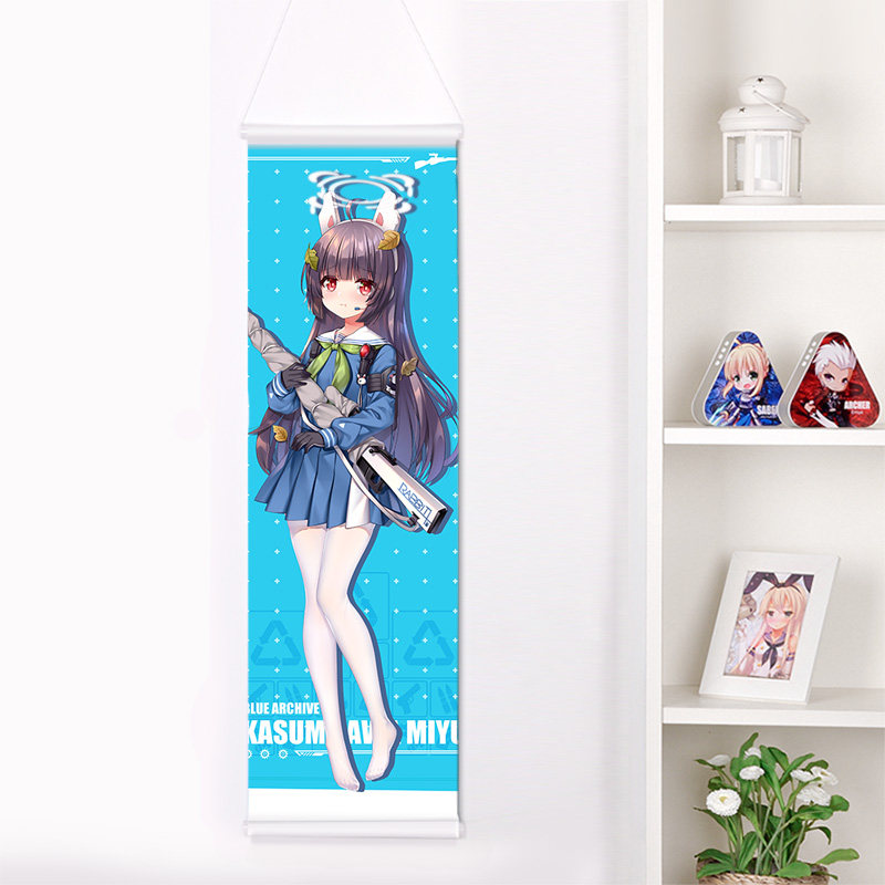 尚萌霞泽美尤等身挂画