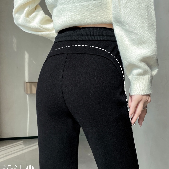 黑色醋酸羊毛微喇裤女2025新款秋冬高腰显瘦加绒毛呢阔腿喇叭卫裤