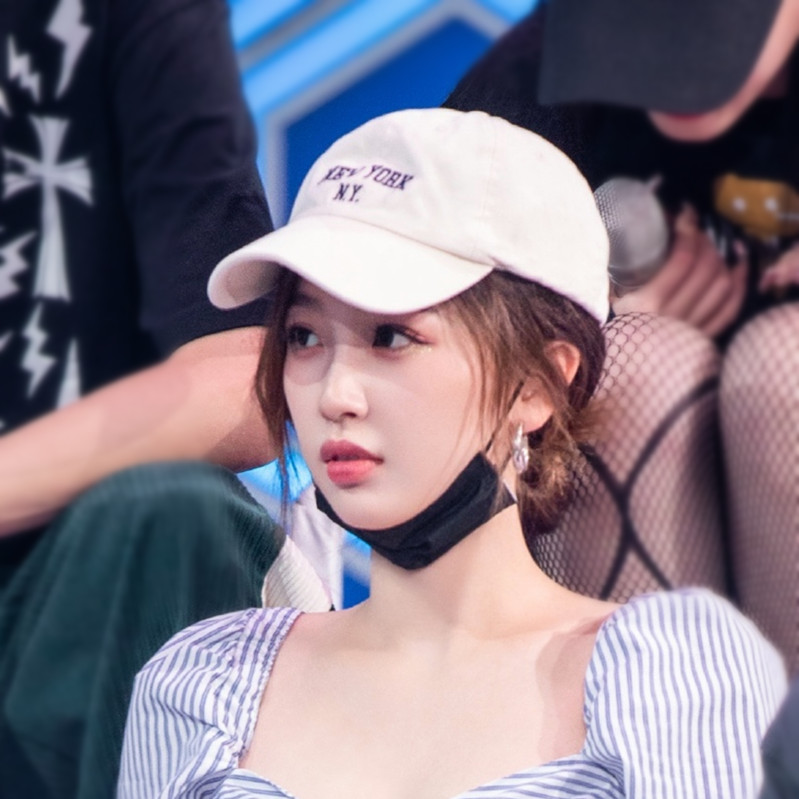 棒球帽韩版男女春夏弯檐字母鸭舌