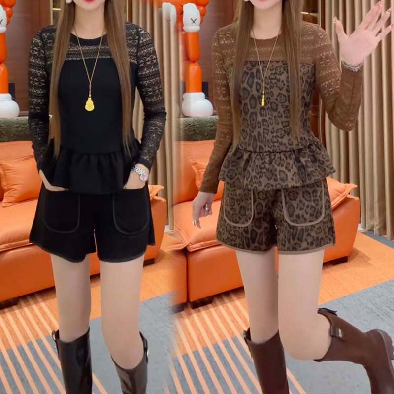 早秋新款蕾丝拼接豹纹长袖T恤小衫短裤两件套修身显瘦时尚套装女