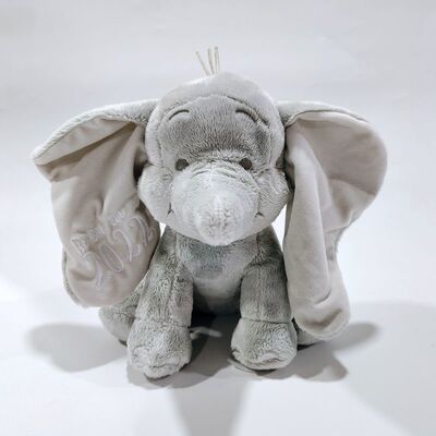 小飞象公仔毛绒玩具娃娃