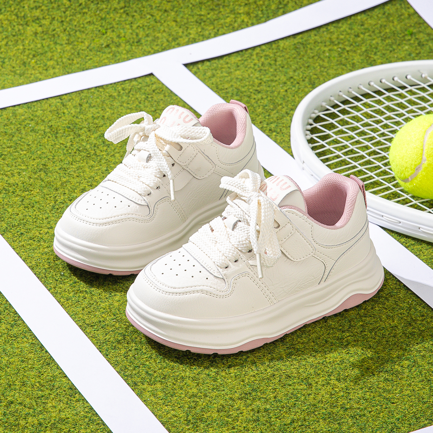 秋新款女童小白鞋低帮休闲板鞋2025皮面儿童运动鞋跑步鞋潮百搭