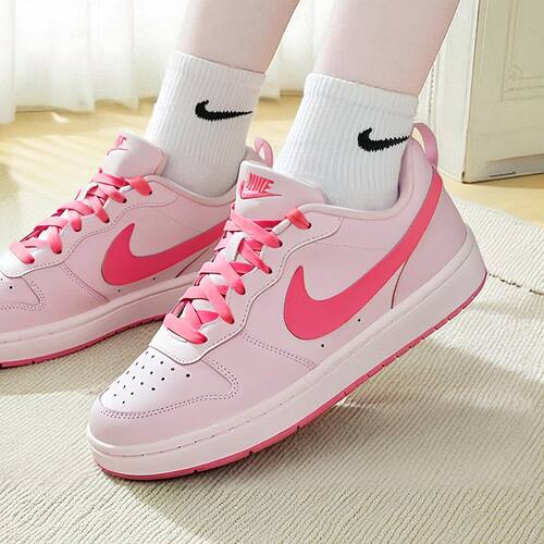耐克大童女鞋2026秋款经典低帮透气运动板鞋粉色休闲鞋IQ9213-663
