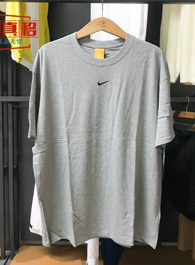 耐克2025春男子宽松透气简约灰色舒适圆领运动短袖T恤 FN7663-063