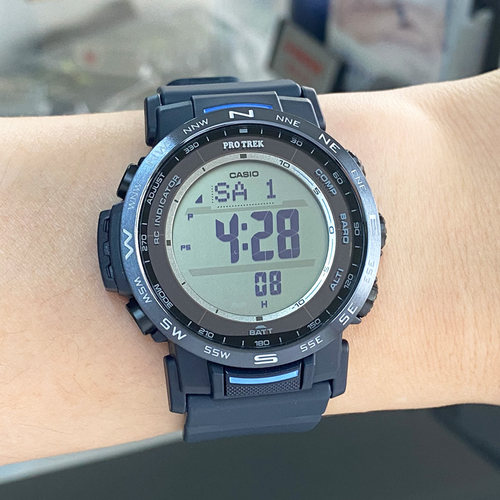 卡西欧登山光动能电波数显男女表