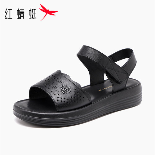 红蜻蜓夏季软底新款牛皮妈妈凉鞋
